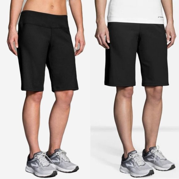 brooks venture bermuda short